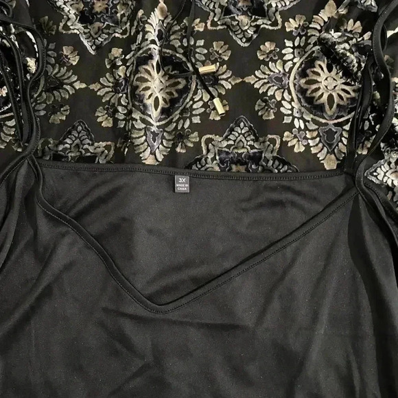 NYDJ New Velvet Burnout Top Plus Size Whimsigoth Dark Romantic Party - Picture 11 of 13